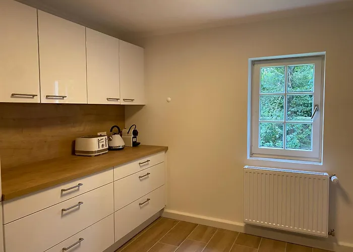 Haus Kessenich 度假居 *